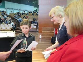President PCCA M.Kwiatkowska and Patric Hill, 3rd prize - group A